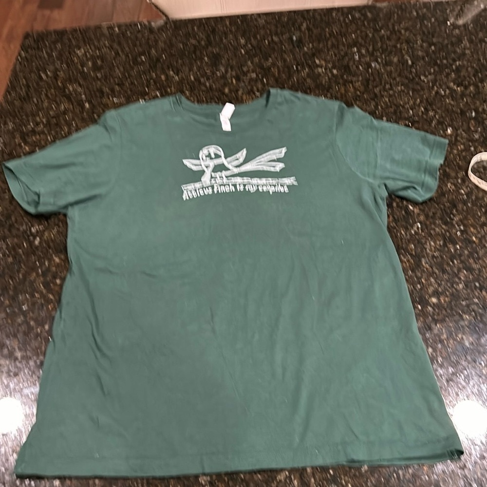Graphic tee